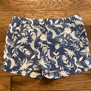 LOFT Blue and White Floral Women Shorts